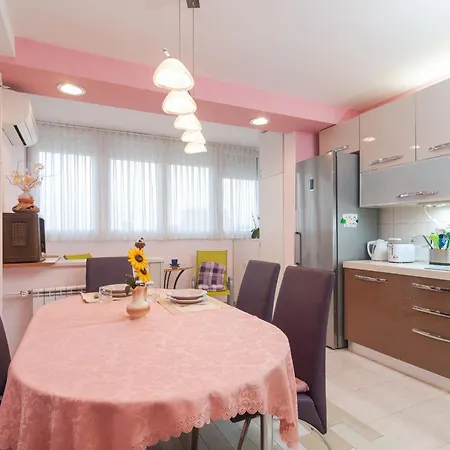 Fantasia Apartment *