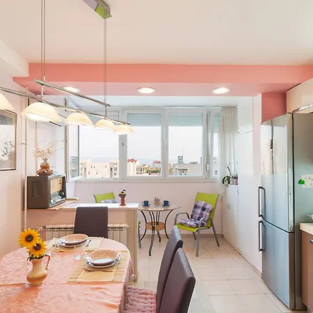 Apartment Fantasia